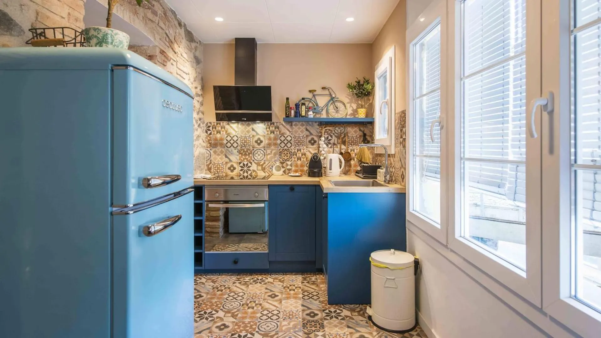 Chic Apartment In Girona Center